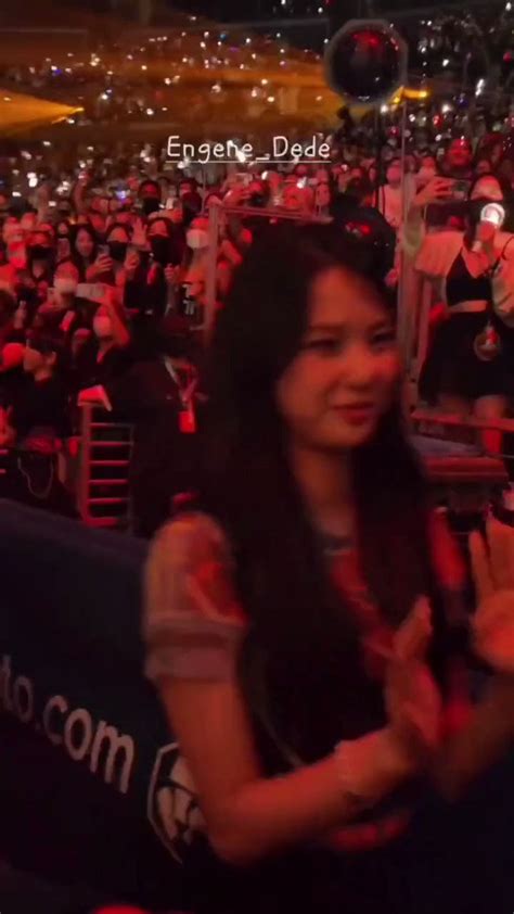 Incheonguy On Twitter Rt Ksmcutie Another Video Of Chaeryeong