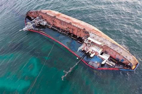 Tanker South Korean Tanker Capsizes Off Southwestern Japan Four Crew