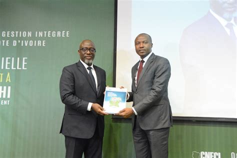 Côte d Ivoire Remise du document de la PNGIF CI dont le plan d action