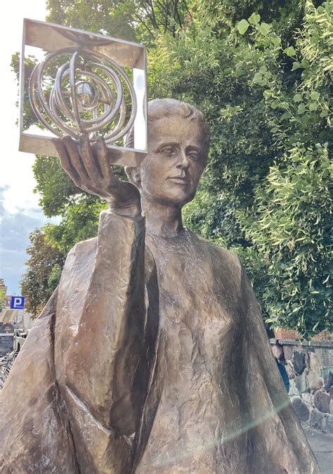 Maria Sk Odowska Curie Monument Sightseeing Warsaw