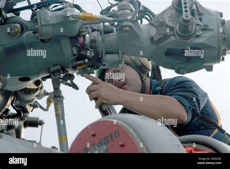 Us Navy Aviation Machinist Mate St Class Assigned To Light Helicopter