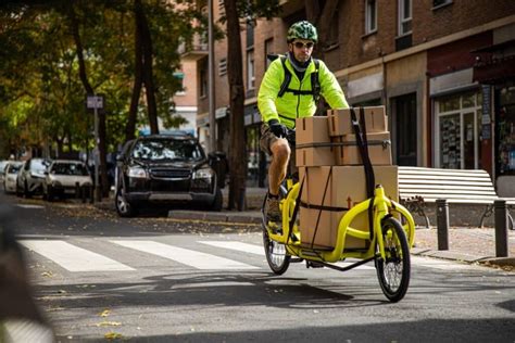 Le vélo cargo pour des livraisons rapides et écologiques