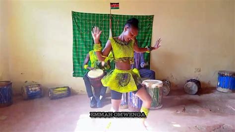 African Traditional Dance From Africa Nairobi Kenya Issukuti Baganda Iyzitombi Youtube