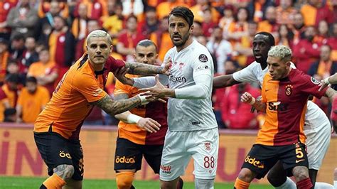 Sivasspor Da Galatasaray Ma Ncesi Eksik Fanatik Gazetesi S Per