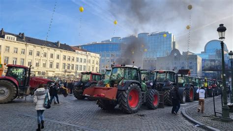 Przegl D Zagraniczny Rolnicy W Ca Ej Europie Protestuj Siedziba