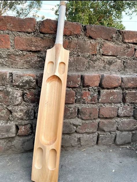 Kashmir Willow SALVI BRAND TENNIS CRICKET BAT MANUFACTURING COMPANY