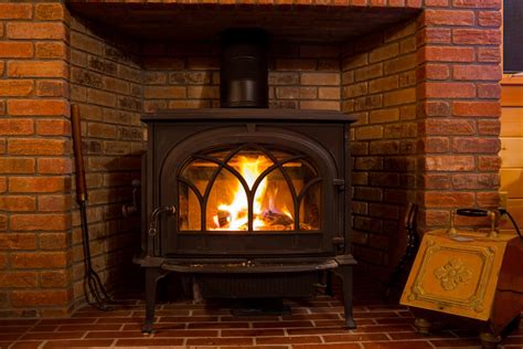 Can You Burn Wood In A Coal Stove Everything To Know