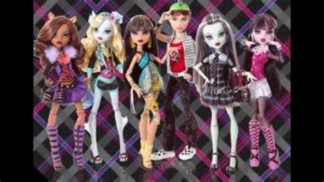 Monster High Vs Barbies Youtube