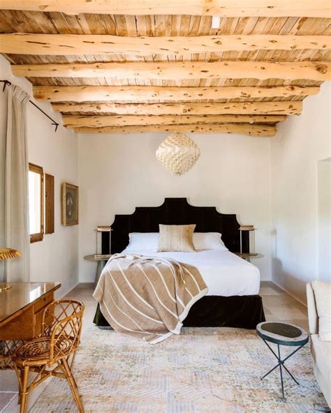 7 Mediterranean Bedroom Decor Ideas