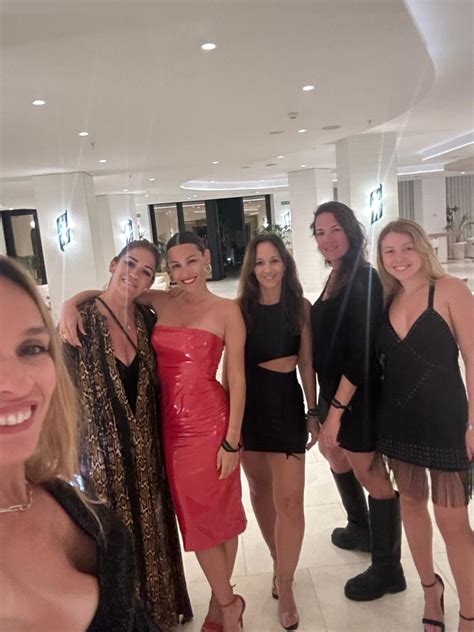 ConocÉ Todo Sobre El IncreÍble Viaje De Amigas De Pampita A Madrid E Ibiza Las Rosas