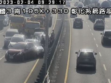 快訊補班日驚傳車禍！國3彰化段「6車追撞」 回堵1公里 中天新聞網