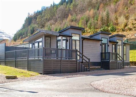 Luxury 1 Bed Hot Tub Lodge Pet In Lochgoilhead On The Drimsynie