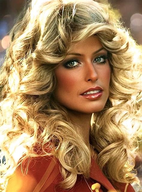 Pin By David Penalba On Aah Farrah Classic American Beauty Farah Fawcett Hair Cool Blonde