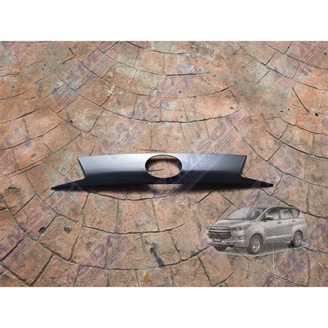 Toyota Innova Nd Generation Trunk Lid Black Shopee