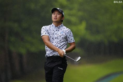 木下稜介は強い雨風のなかで暫定首位浮上！ 「石川遼選手みたいにスター性はないのでコツコツと」 ゴルフ総合サイト Alba Net