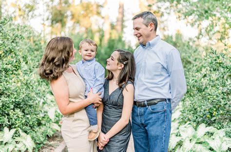 The Wells Family | Mercer Botanic Gardens - Jessica Lucile Photography