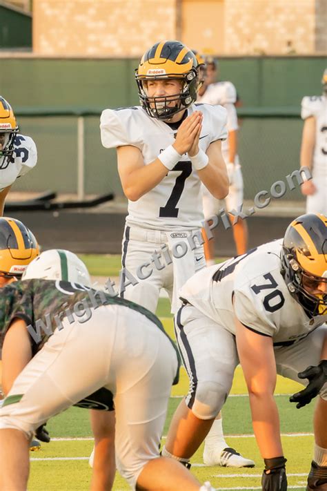 2022 09 16 Clarkston Varsity Football Vs West Bloomfield WrightActionPix