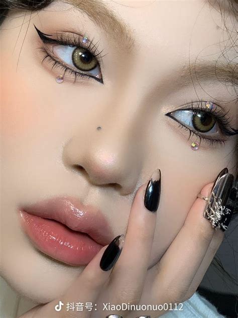 Pin By ♡° Hatskim On ᴍ ᴀ ᴋ ᴇ ᴜ ᴘ ♡ ̆̈ Dope Makeup Ethereal Makeup