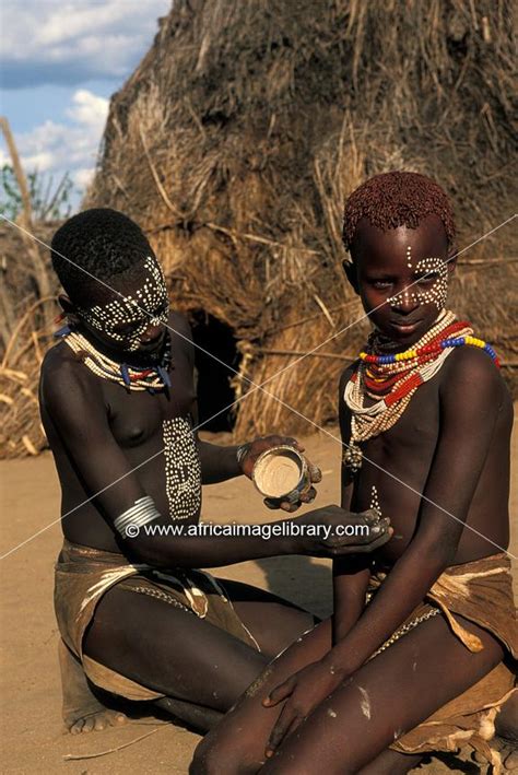 Photos And Pictures Of Karo Girls The Karo Are Known For Body