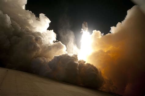 3840x2130 rocket launch 4k hd wallpaper for macbook pro ...