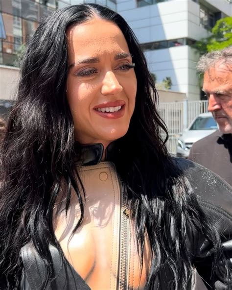 katy.perrypictures | Katy Perry during her performance at the Endymion