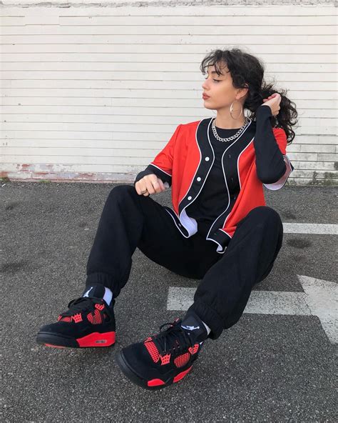 Air Jordan 4 Femme Air Jordan Iv Streetwear