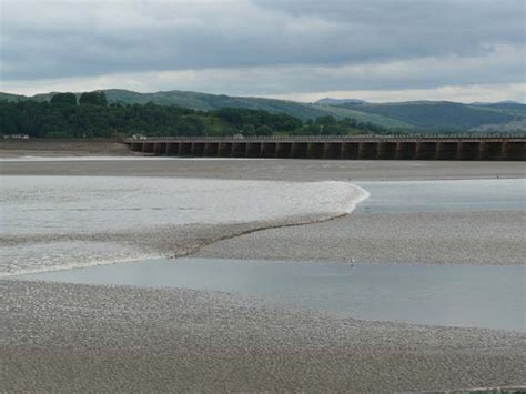 Tidal Bore At Arnside © Chris Tomlinson Cc By Sa20 Geograph