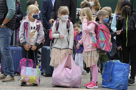 Le port du masque à l école à nouveau obligatoire en France