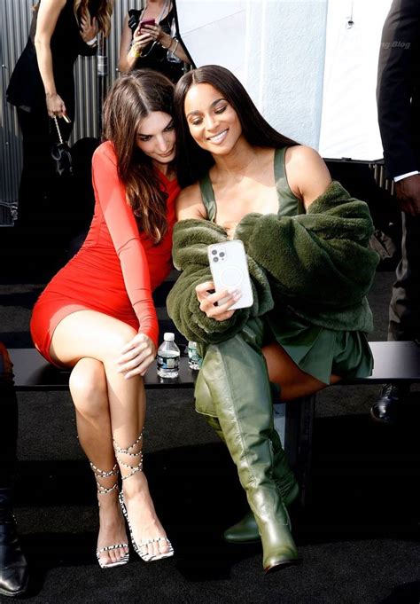 Emily Ratajkowski Emrata Nude OnlyFans Photo The Fappening Plus