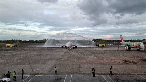 Penerbangan Sulung AirAsia Mendarat Di Sibu UTUSAN SARAWAK