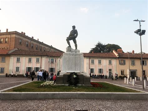 Viale Della Rimembranza Di Lainate Comune Di Lainate