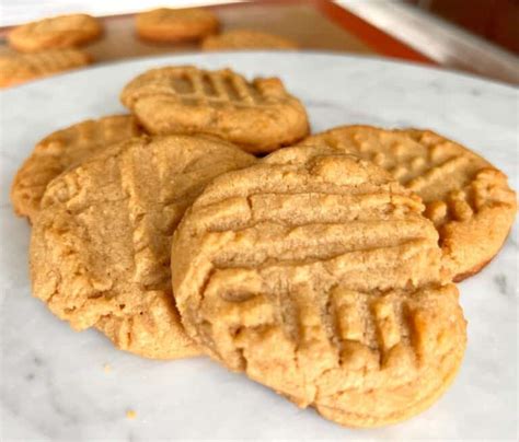 Natural Peanut Butter Cookies - The Vintage Cook