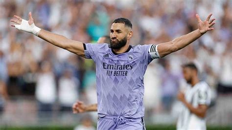 Benzema Confirma Favoritismo E Conquista A Bola De Ouro Pela Vez