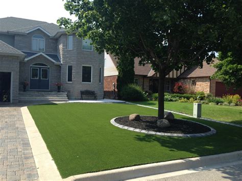 Front Yard Synthetic Grass Adds To Home Value And The Wow Factor