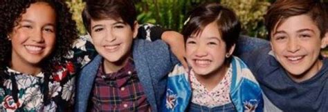 Disney Channel Prima Trama Gay In Una Serie Tv Per Ragazzi Coming Out In Andi Mack