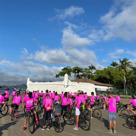 CICLISTAS CELEBRAM CAMPANHA DO OUTUBRO ROSA EM TRÉGUA DA CHUVA Jornal