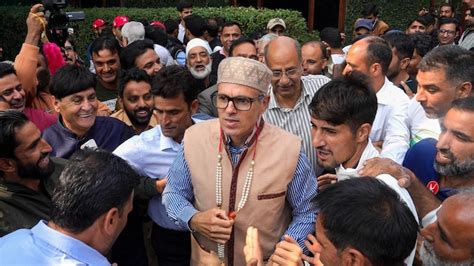 Omar Abdullah Swearing In Ceremony Gandhis To Attend Oath Event As Jandk