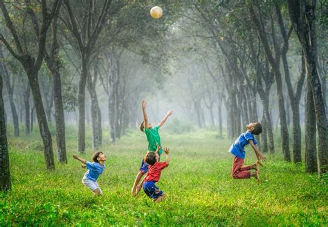 Children Playing Wallpapers - Top Free Children Playing Backgrounds - WallpaperAccess