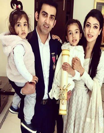 Gautam Gambhir Height, Age, Wife, Family, Biography & More