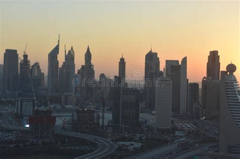 Vista De Rascacielos En Sheikh Zayed Road Del Cap Tulo De Dubai En