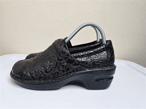 Boc Born Concept Shoes Peggy Slip On Tooled Clogs Black Leather Wedge Size 7 5 Ebay