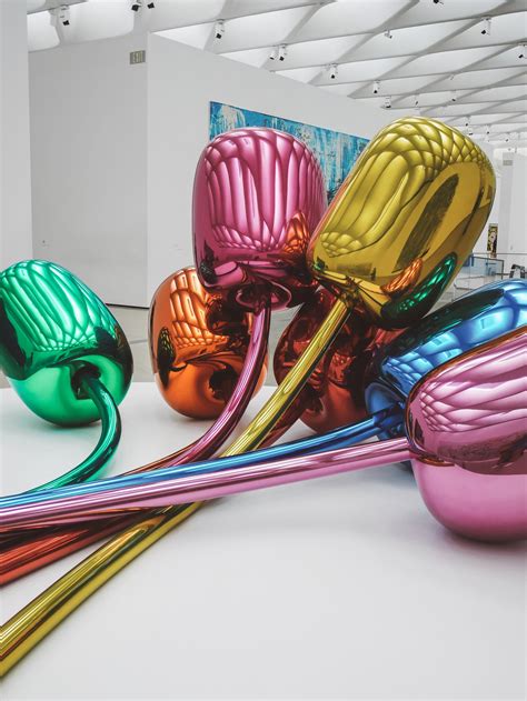 Jeff Koons Balloon Tulips - The Broad Museum - Los Angeles - California - United States (USA ...