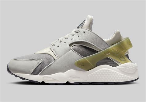 Nike Air Huarache Grey Sail FB3259 001 SneakerNews