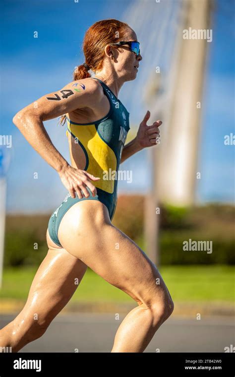 Charlotte Mcshane Running In Pontevedra In The 2023 World Triathlon Championship Series Stock