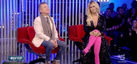 Wanda Nara Look E Vestito Terza Puntata Grande Fratello Vip Si