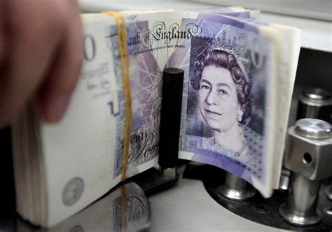 Sterling Slides Again as Brexit Concerns Continue - Newsweek