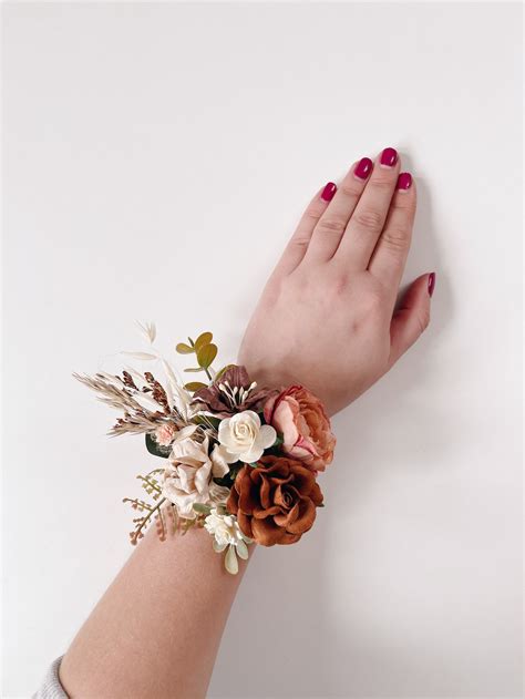 Flower wrist corsage Beige corsage Terracotta wedding | Etsy