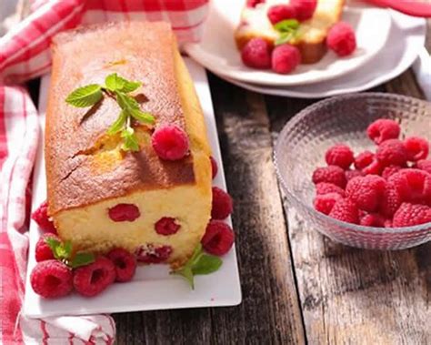 Gâteau léger à la framboise Un délice aéré et savoureux