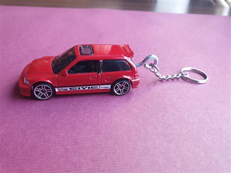 Hot wheels Honda civic EF přívěšek na klíče Aukro