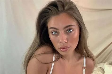 Love Island S Tyne Lexy Risks Wardrobe Malfunction As White Lace Bra